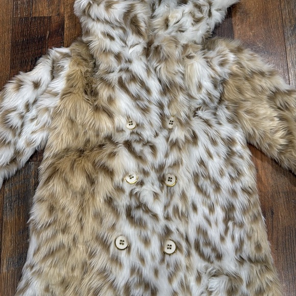 NWT iloveplum Official Limited Edition Kamala Coat in Snow Leopard (Med -Size 6) - Picture 2 of 10
